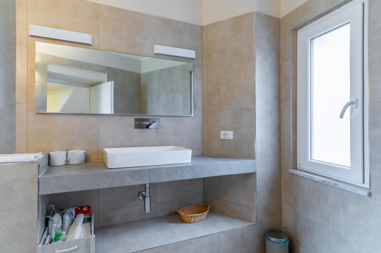 Comfy & Roomy Apt - View On The Ligurian Hills! Vezzano Ligure Exteriér fotografie